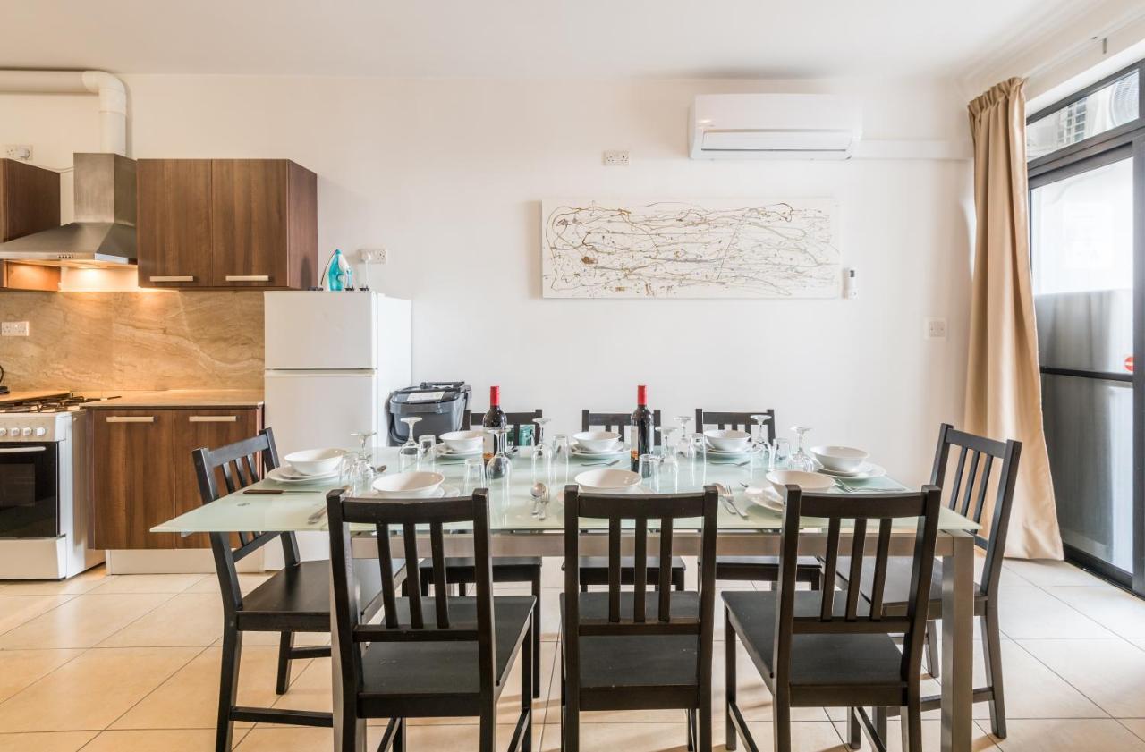 Seashells Apartments With Terrace, Just Off The Seafront In Bugibba - By Getawaysmalta St. Paul's Bay Exteriér fotografie