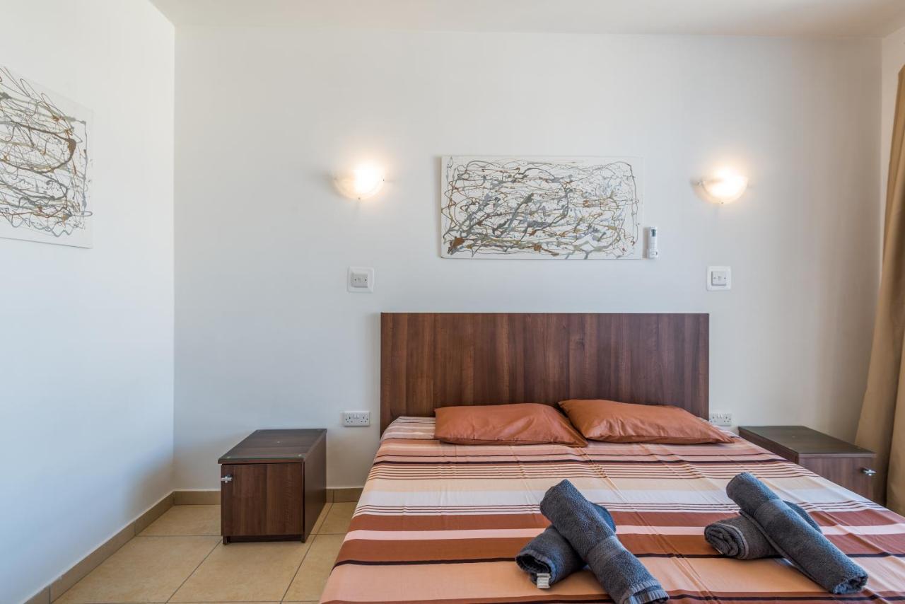Seashells Apartments With Terrace, Just Off The Seafront In Bugibba - By Getawaysmalta St. Paul's Bay Exteriér fotografie