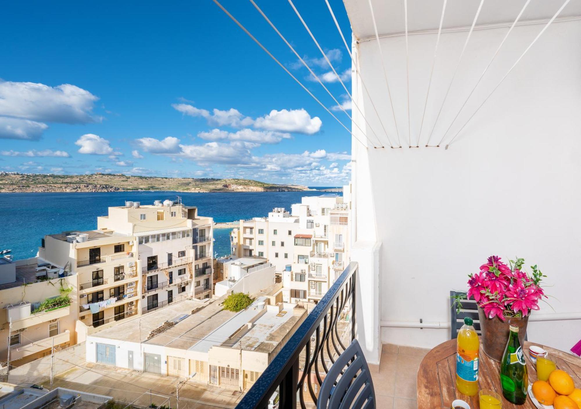 Seashells Apartments With Terrace, Just Off The Seafront In Bugibba - By Getawaysmalta St. Paul's Bay Exteriér fotografie
